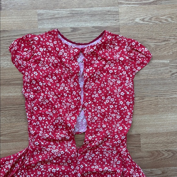 Reformation floral wrap dress with cap sleeves and crop top - Picture 5 of 6